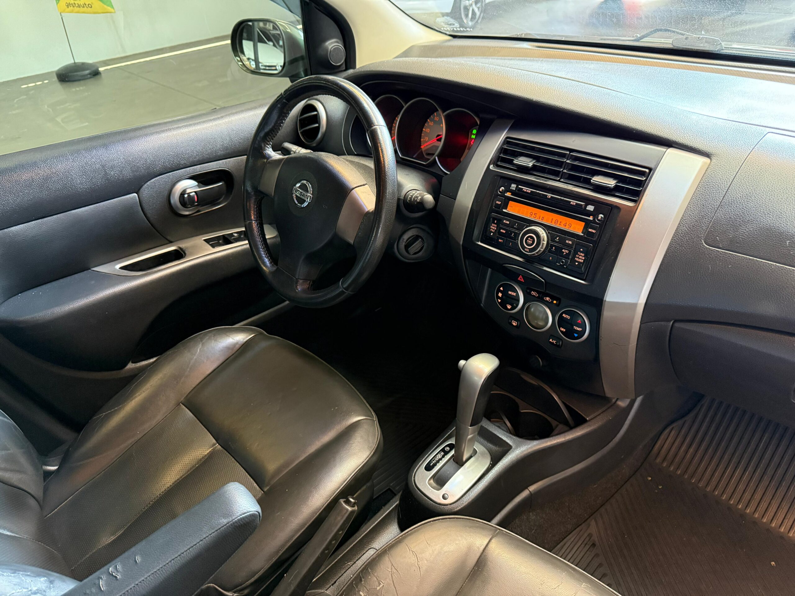 Nissan Livina Sl 1.8 Xgear Automático - foto 10