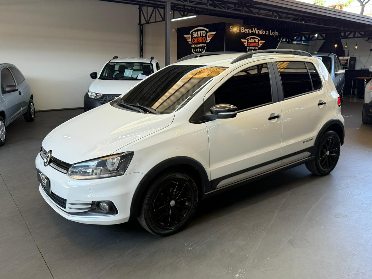 Volkswagen Fox Track 1.0 Flex - foto 3