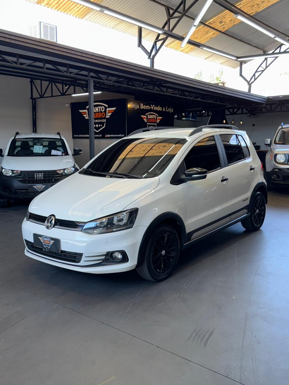 Volkswagen Fox Track 1.0 Flex - foto 2