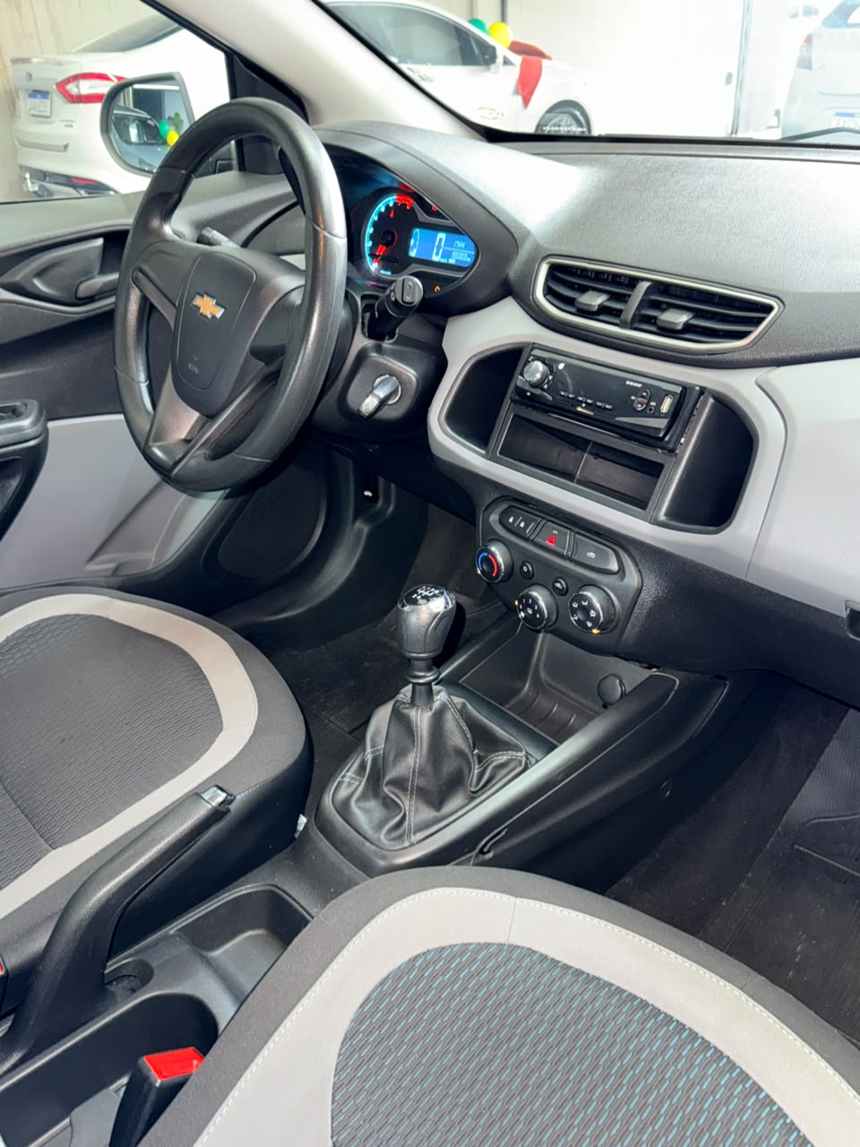 Chevrolet Onix LT 1.0 Flex - foto 9