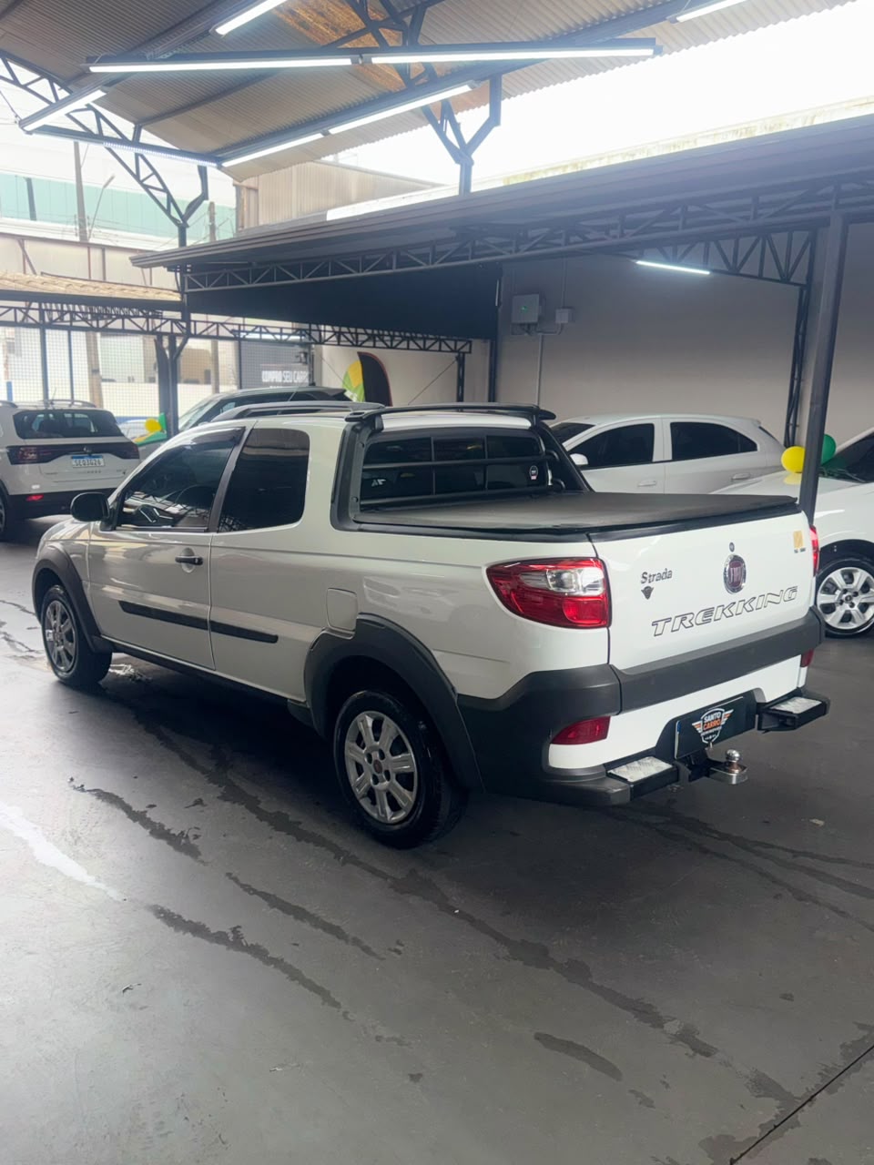Fiat Strada Trekking 1.6 Flex Cabine Dupla - foto 5