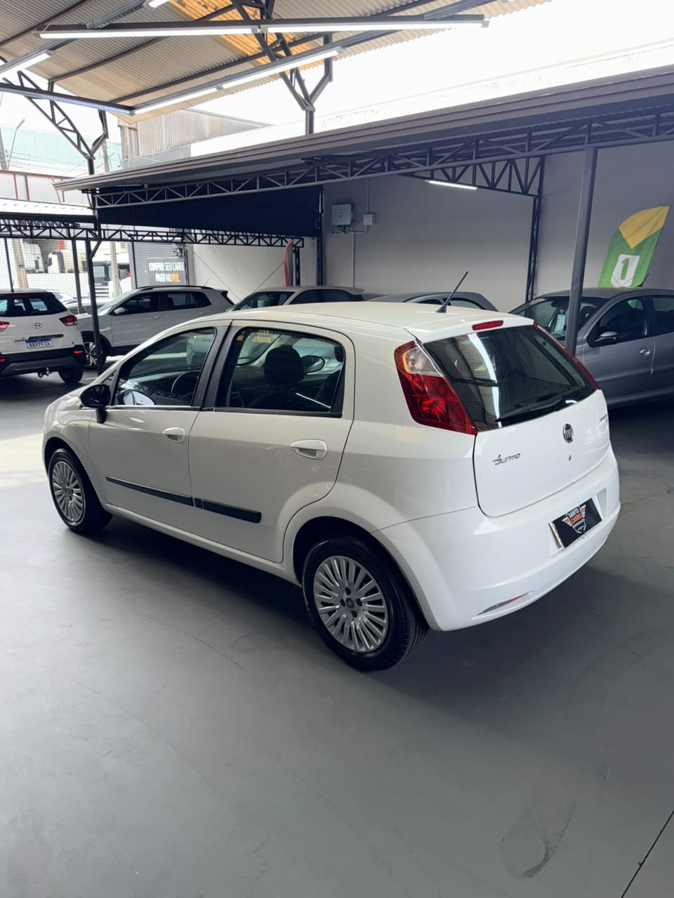 Fiat Punto Attractiv 1 4 Flex Fiat/punto Attractiv 1.4 Flex - foto 5