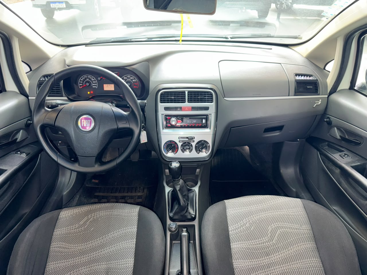 Fiat Punto Attractiv 1 4 Flex Fiat/punto Attractiv 1.4 Flex - foto 7